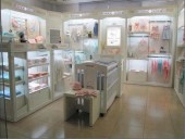 服装展柜10